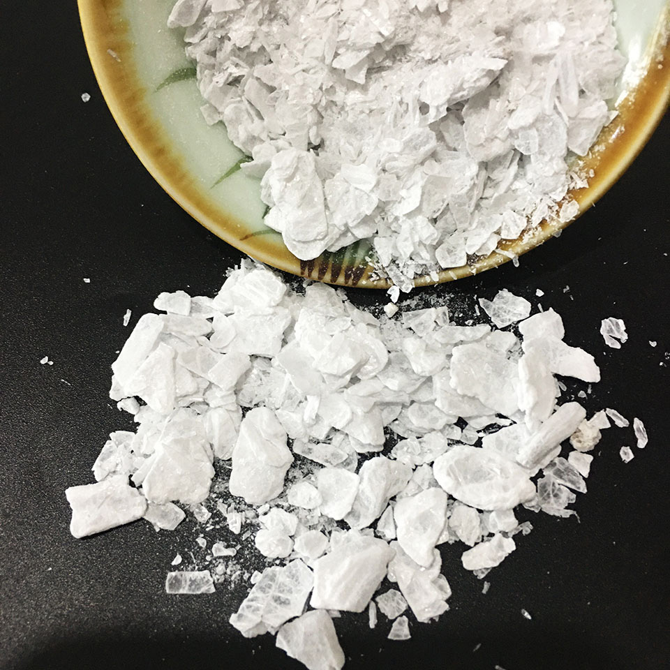 Anhydrous Magnesium Chloride Flakes