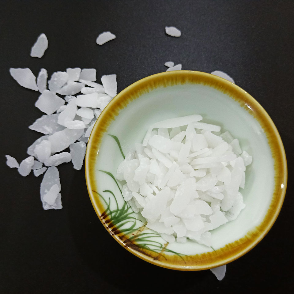Bittern Flakes (White)
